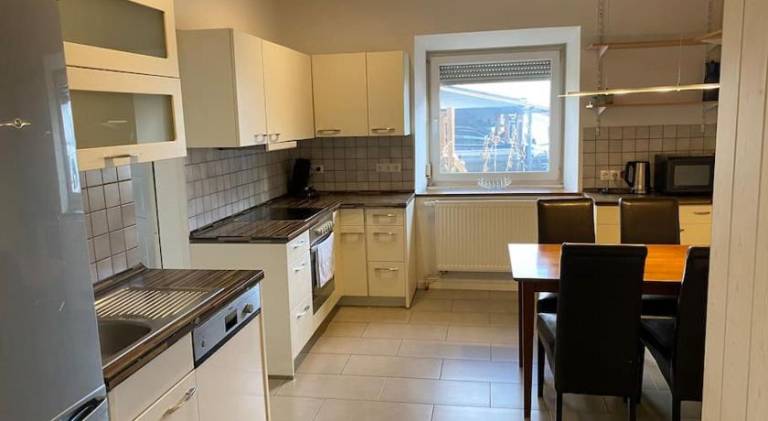 Rental apartment with 3 rooms for 6 persons — photo 4
