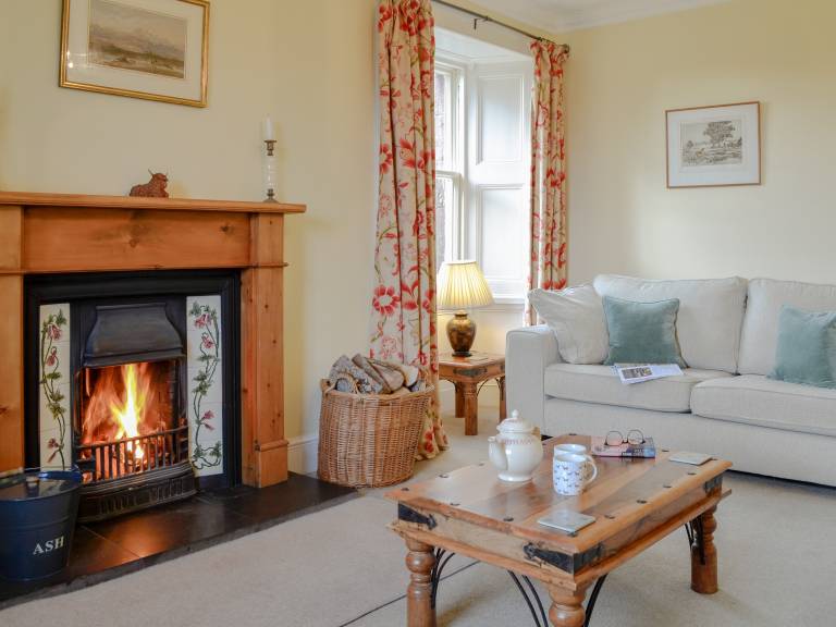 Cottage  Ruthven