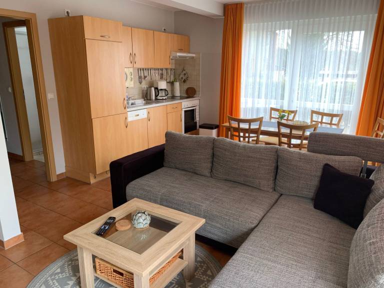Apartment with terrace, yard & barbeque — photo 2