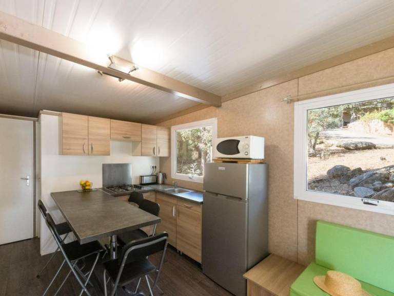 Chalet with heated pool & patio — photo 5