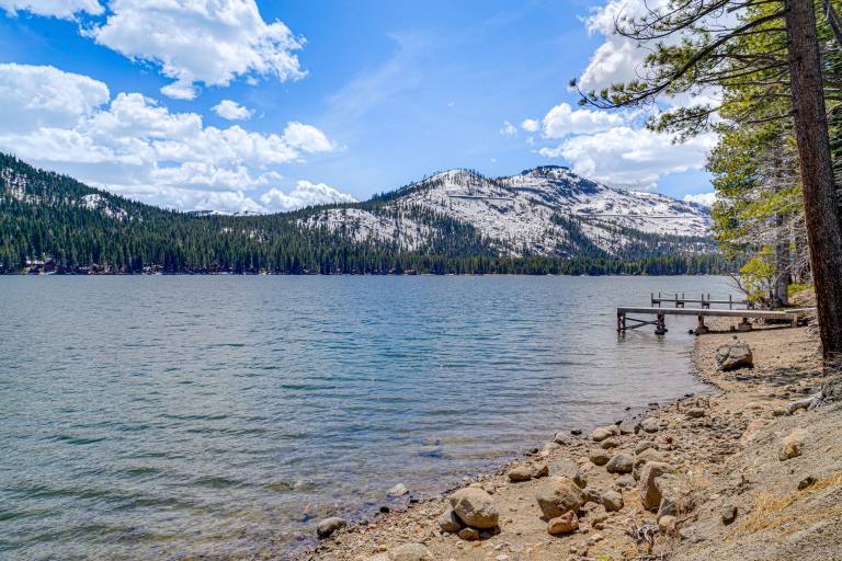Waterfront Truckee Cabin on Donner Lake! — photo 2