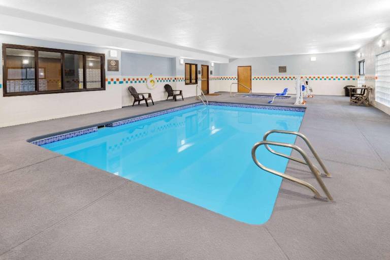 Days Inn by Wyndham Bernalillo — photo 2