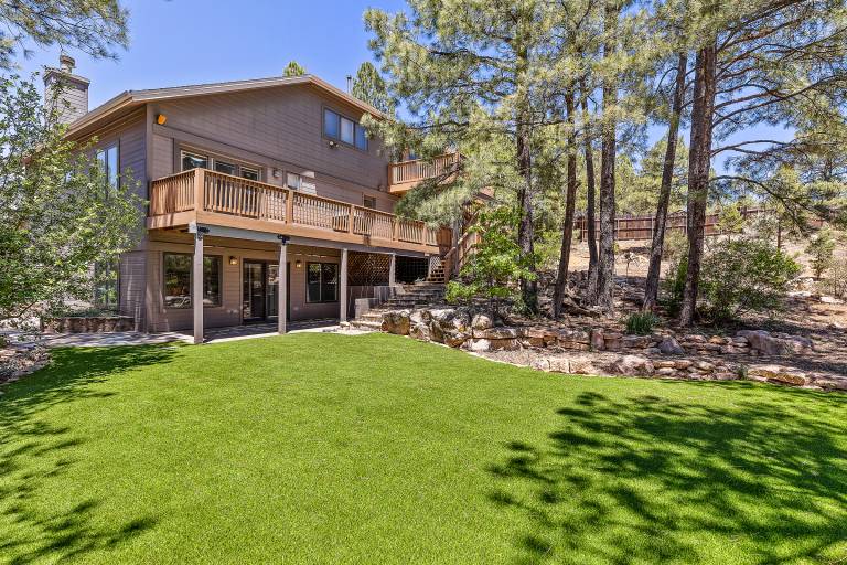Spacious Flagstaff Lodge Hot Tub Sleeps 10 — photo 5