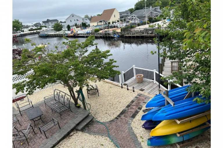 Cottage  Manahawkin