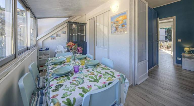 Apartment with 2 rooms for 6 persons — photo 2