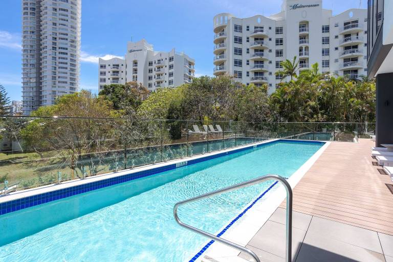 Apartment Burleigh Heads