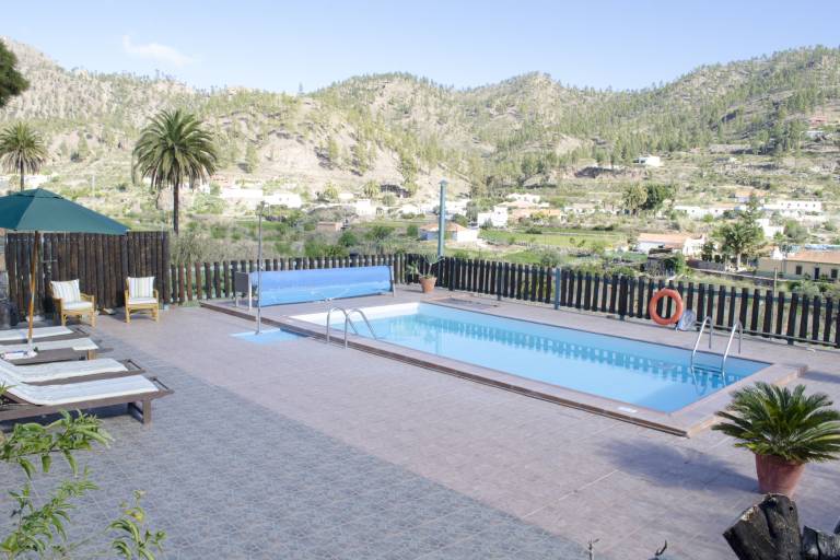 Cottage with terrace & BBQ in San Bartolomé de Tirajana