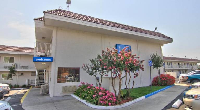 Motel 6 Sacramento, CA - Old Sacramento North — photo 2
