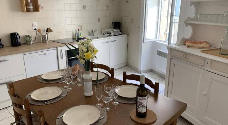 Apartment with 2 rooms for 5 persons in Périgueux