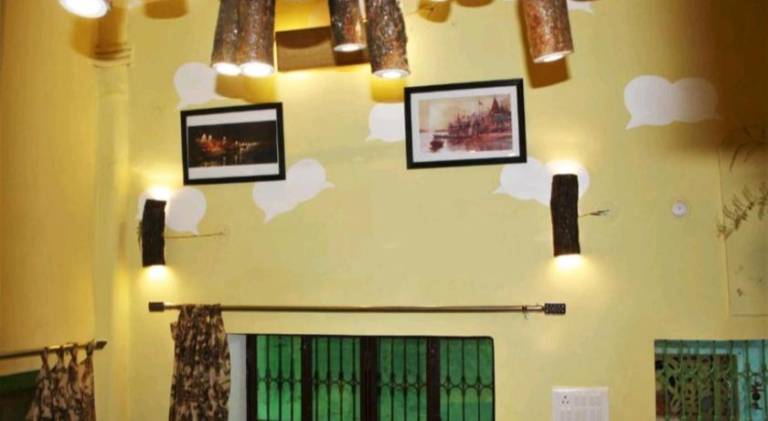 MONALISA HOSTEL in Varanasi