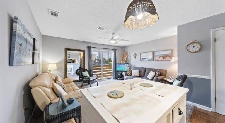 Apartment with pool | Beach nearby | Pet-friendly — photo 2