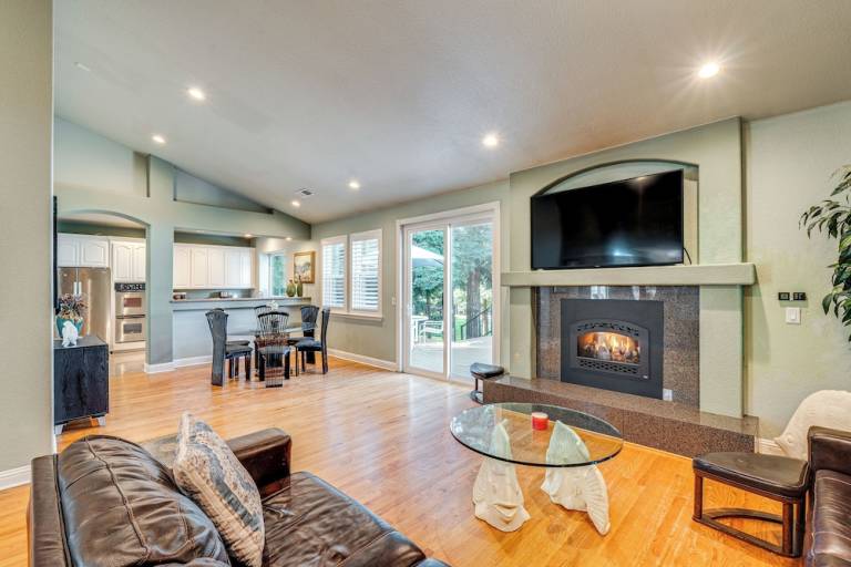 Cottage  Folsom