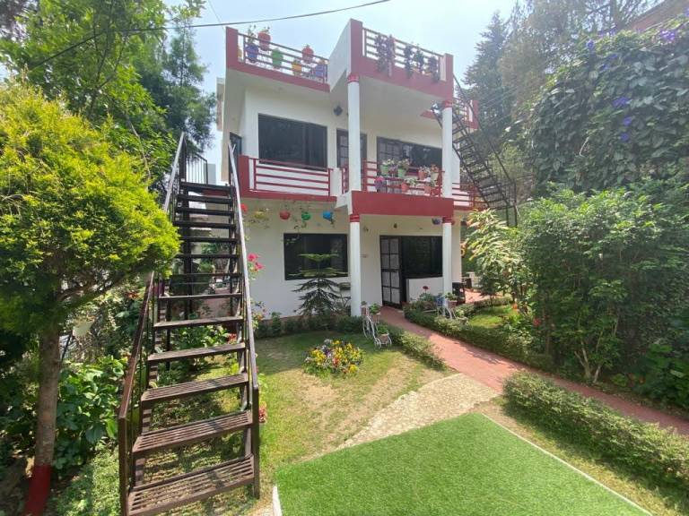 Sunrest Villa in Bhimtal