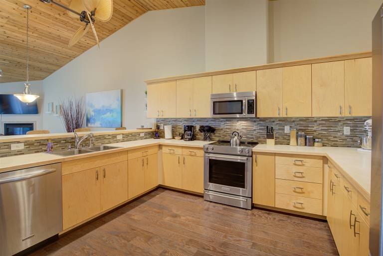 Condo 405 Siren's Serenity Condominium — photo 4