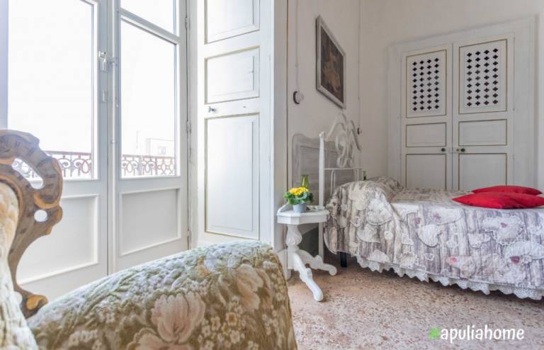 Rental apartment with 2 rooms for 6 persons — photo 3