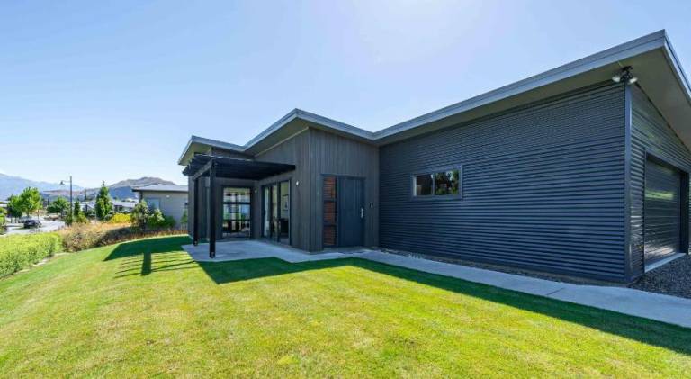 200 m&sup2; Ferienhaus