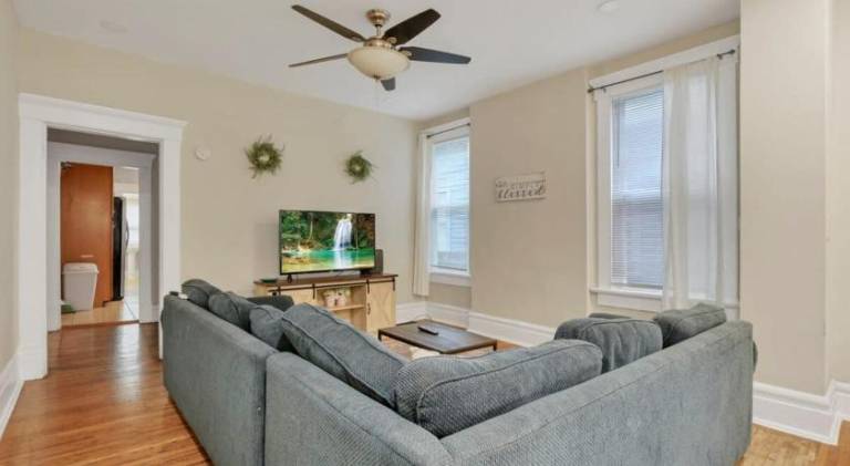 Housepitality - Harrison Mansion - Great Location — photo 2