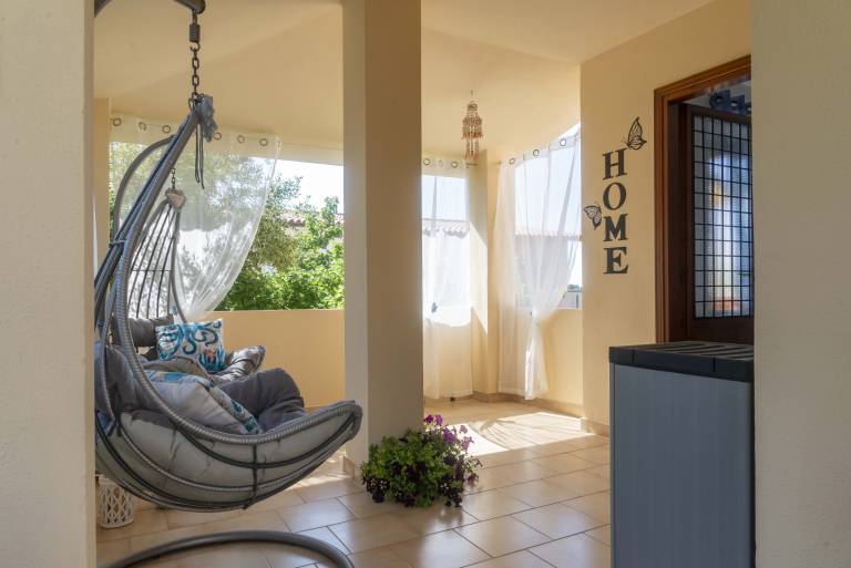Apartment with patio & BBQ | Garden view — photo 4