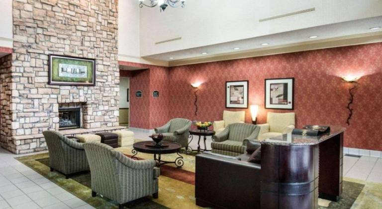 Comfort Suites Parkersburg South — photo 3