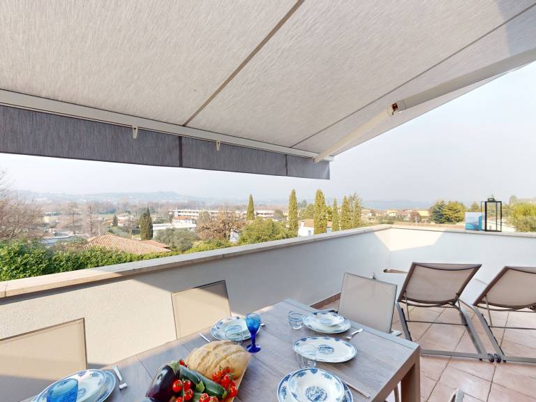 Beautiful rental apartment with pool, terrace & yard | Beach nearby | Dogs allowed — photo 3