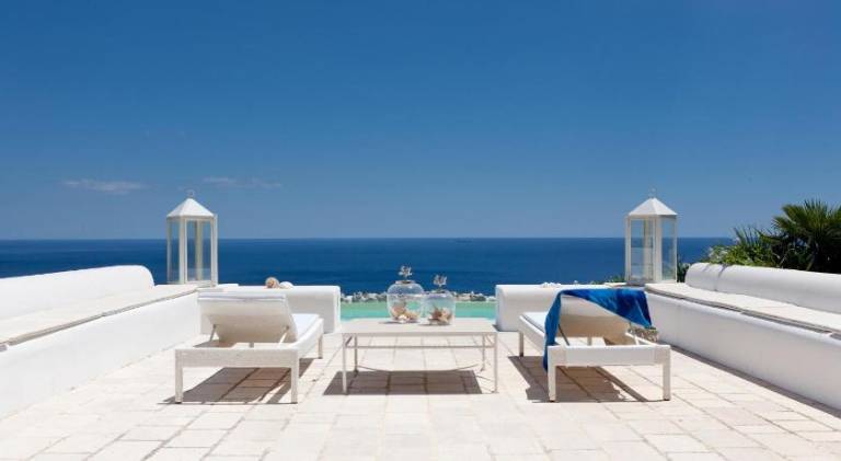Fully equipped lovely villa with grill, yard & terrace | Pets are welcome in Santa Cesarea Terme