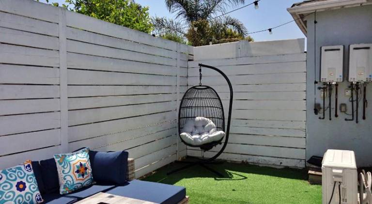 Casa Mid City - Centrally Located 1BR Getaway with Private Yard — photo 2