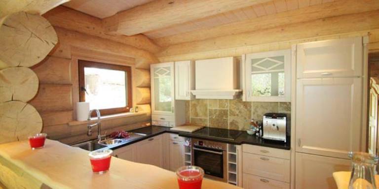 House with barbecue, pool & patio — photo 4