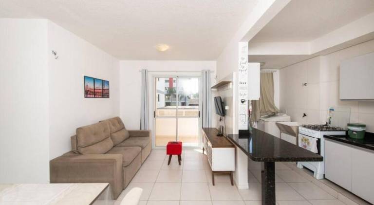 Rental apartment with barbecue & yard — photo 2