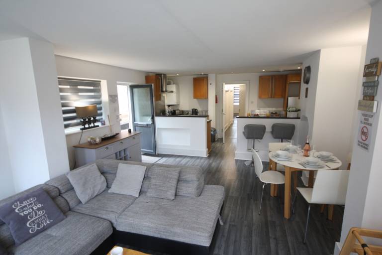 Apartment  Poole