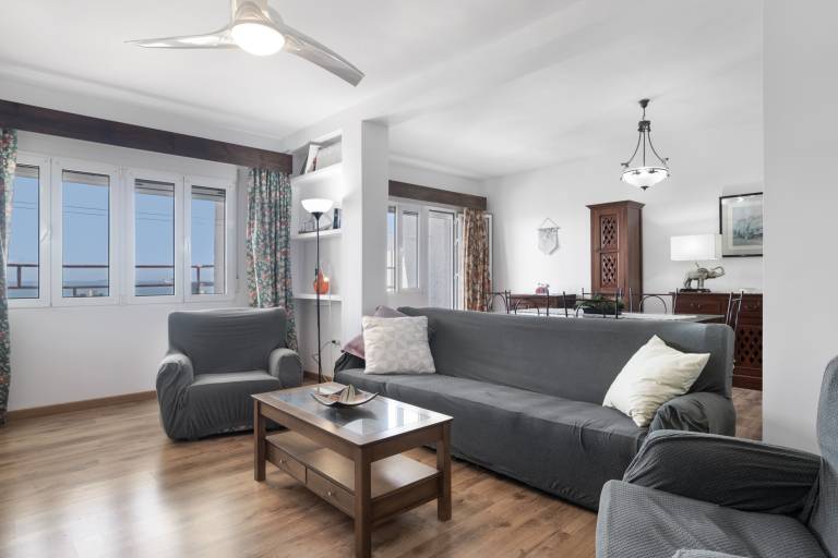 Fully equipped wonderful apartment with terrace, pool & fast internet | Sea view | Beach nearby | Dogs allowed — photo 4