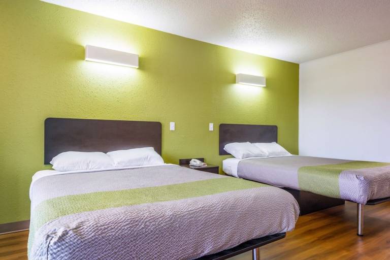 Motel  Alexandria