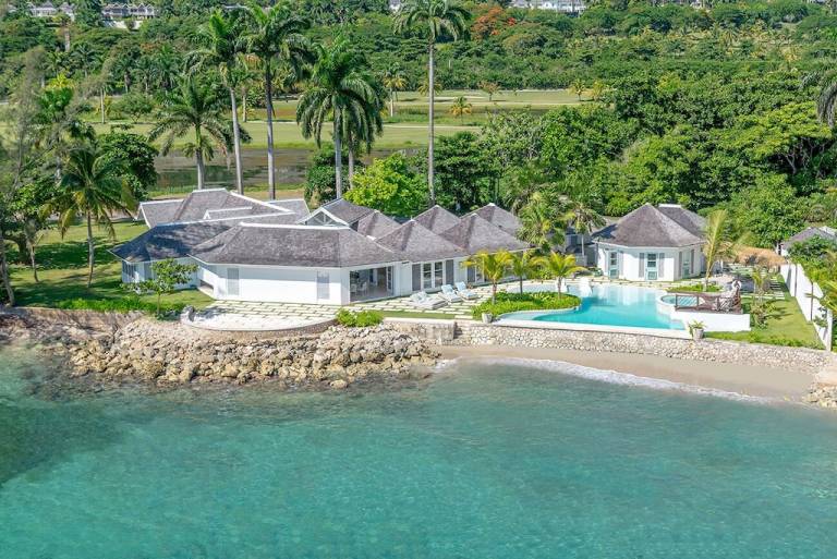 House Sandy Bay