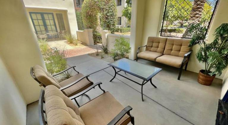Fully equipped vacation home with pool, hot tub & barbeque | Perfect for remote work | Pet-friendly — photo 5