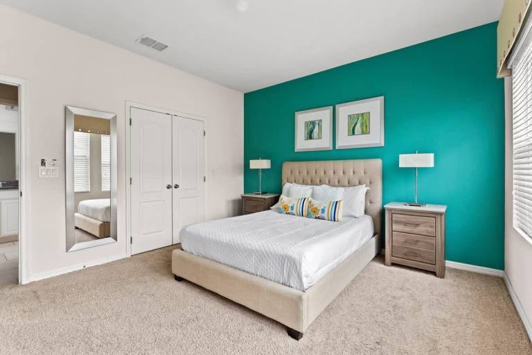 Vacation home with heated pool & jacuzzi — photo 4