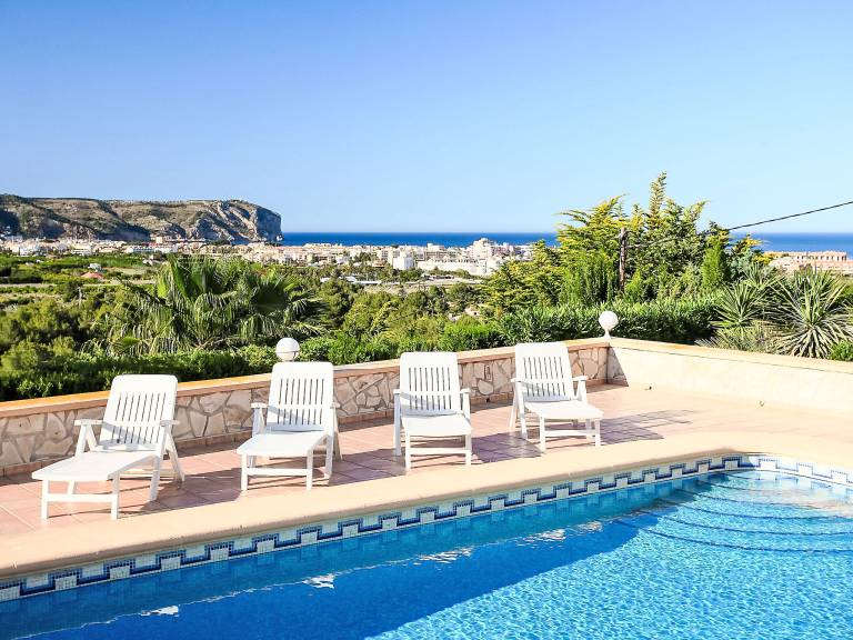 House with yard, private pool & patio | Sea view — photo 2
