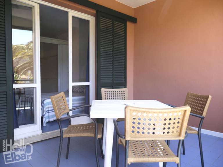 Holiday apartment with terrace — photo 2