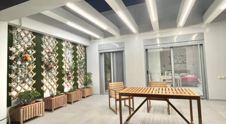 Wonderful rental apartment with terrace & garden | Beach nearby | Pet-friendly in Loutraki-Agioi Theodoroi