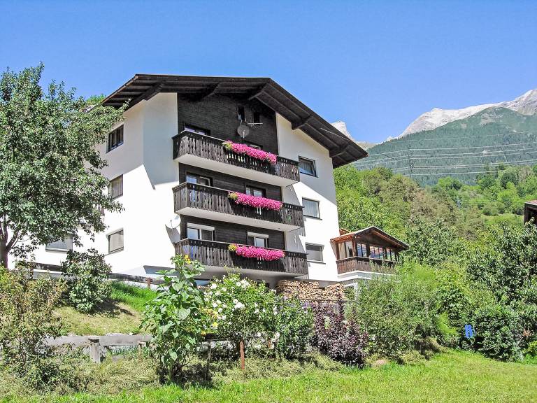 Ferienwohnung mit Hund in Gemeinde Pians für max. 10 Personen