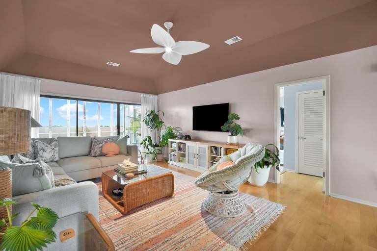 House Harbor Island