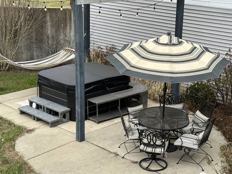 Bed and breakfast  Oldham County