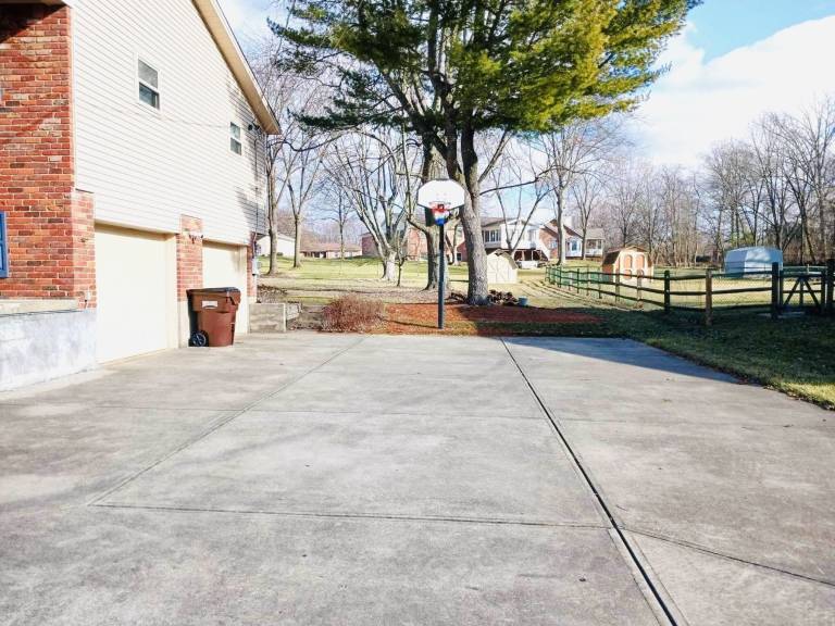 House West Chester Township