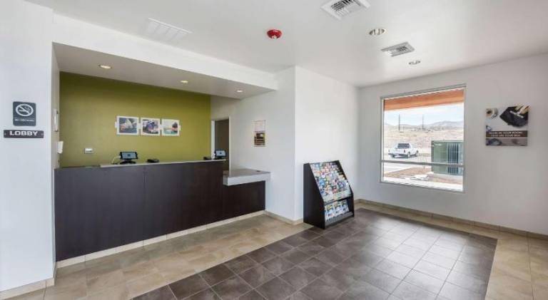 Studio 6 Mccarran, NV - Sparks - Tahoe - Reno Industrial Center — photo 5