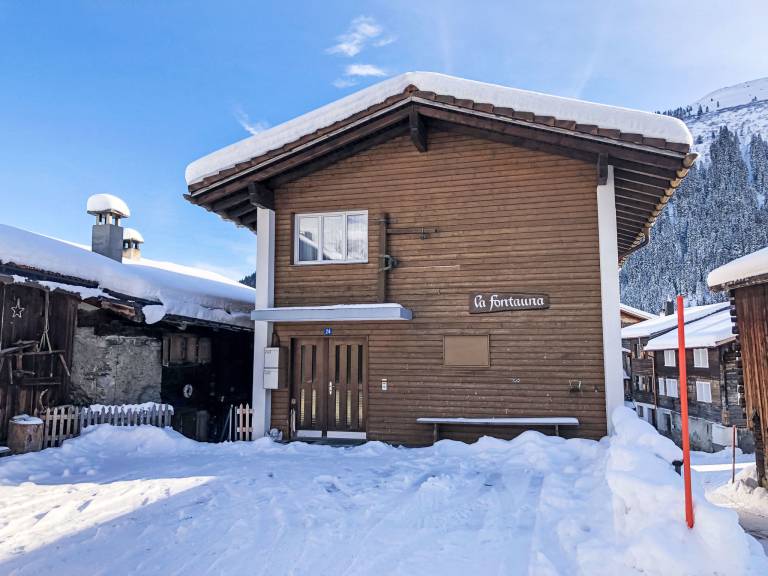 Ferienwohnung mit Hund in Tavetsch, Andermatt-Sedrun-Disentis für max. 5 Personen Ferienwohnung mit Hund in Tavetsch, Andermatt-Sedrun-Disentis für max. 5 Personen
