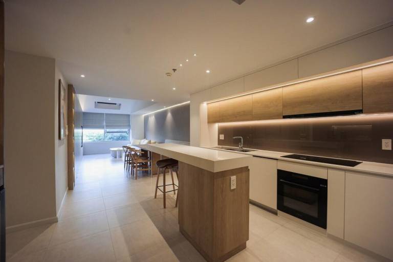 Vacation home with garden & pool — photo 3