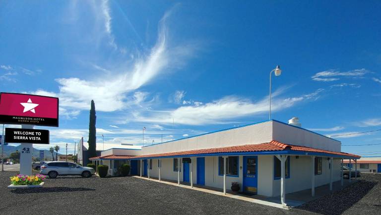 Magnuson Hotel Sierra Vista — photo 2