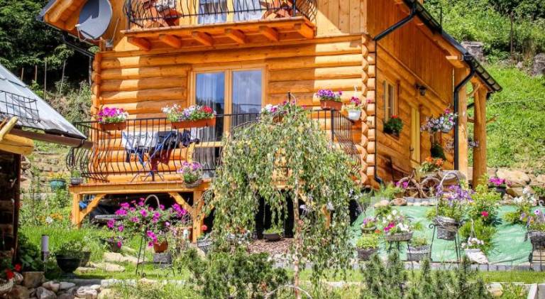 House with barbeque, terrace & garden in Szczawnica