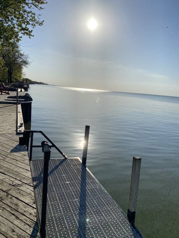 House Pointe aux Roches