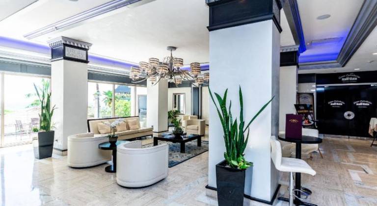 Ocean Beach Condo 3BR On the Sand 811 — photo 4