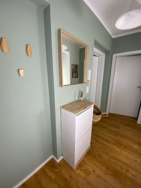 Charming rental apartment with yard, barbecue & patio | Suitable for remote work | Dogs allowed — photo 3