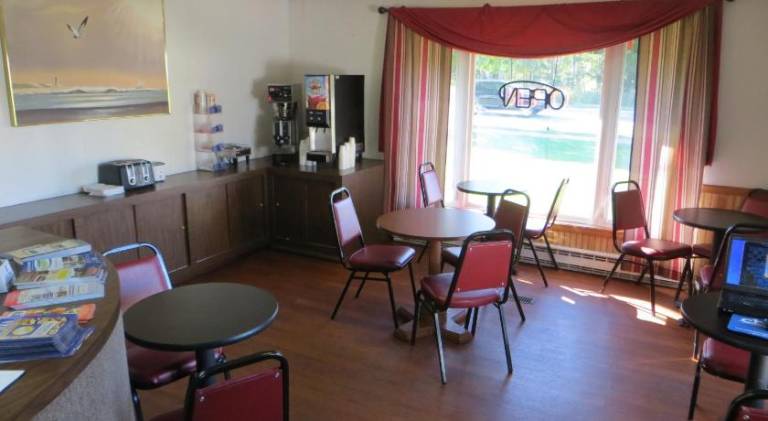 Starlite Budget Inn — photo 5
